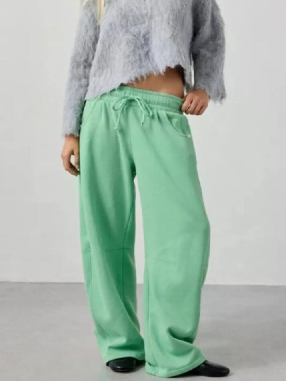 ☀️ Urban Outfitters Out From Under Mint Barrel Sweatpants XS NWOT